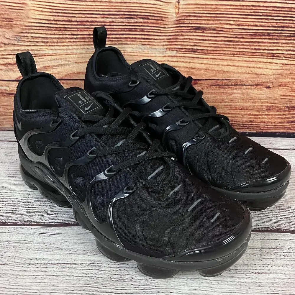 Nike Vapormax Tripe Black Low Top Shoes - Picture 2 of 9
